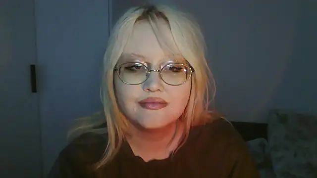 Elayne Sweet online show from 05-21-26, 06:09