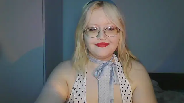Snapshot of Elayne_Sweet chatting on 05-24-26, 06:07 Elayne Sweet online show from 05-24-26, 06:07