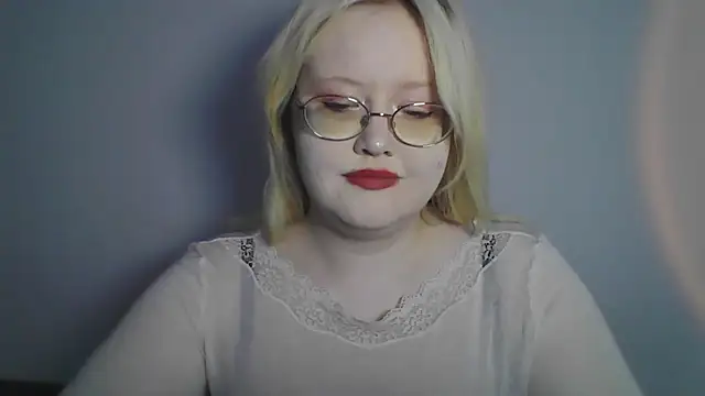 Snapshot of Elayne_Sweet chatting on 07-06-26, 06:10 Elayne Sweet online show from 07-06-26, 06:10