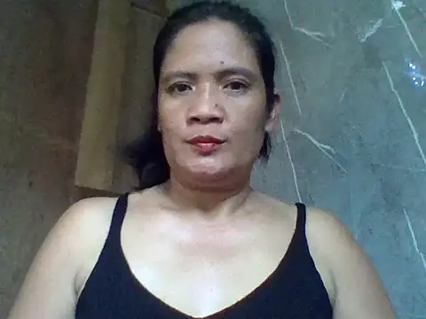 Snapshot of PinayZaira chatting on 06-13-26, 07:39 PinayZaira online show from 06-13-26, 07:39