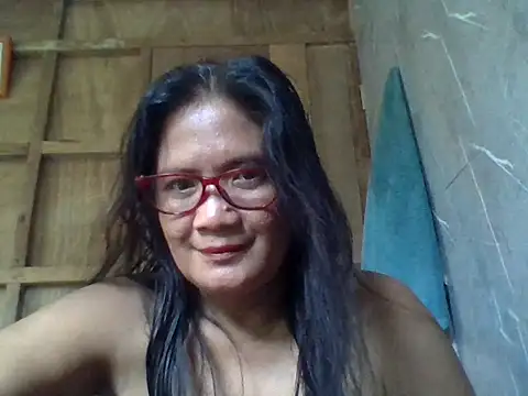 Snapshot of PinayZaira chatting on 06-20-26, 03:20 PinayZaira online show from 06-20-26, 03:20