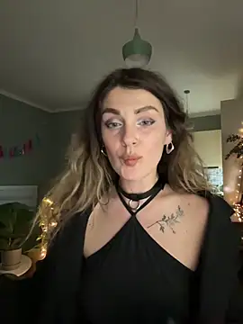 Snapshot of Rita_Tease chatting on 04-26-26, 06:49 Rita Tease online show from 04-26-26, 06:49