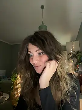 Snapshot of Rita_Tease chatting on 05-03-26, 06:47 Rita Tease online show from 05-03-26, 06:47
