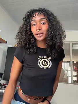 Sun lynx Love online show from 04-16-26, 06:09