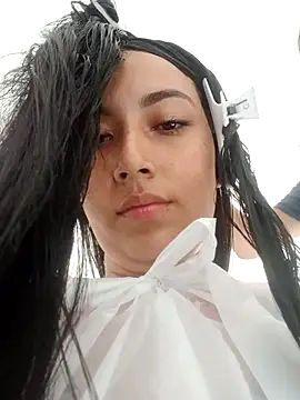 Ann Houston online show from 04-17-26, 08:12