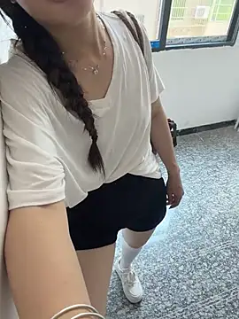 Xiaoyunduo1 online show from 06-22-26, 05:59