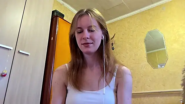 DonnaKuc online show from 04-25-26, 06:16