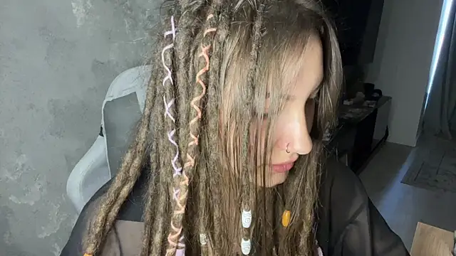 Snapshot of Slatka_torta chatting on 04-13-26, 07:36 Slatka torta online show from 04-13-26, 07:36