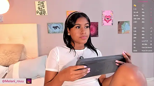 Snapshot of Melaniaa_Roussee chatting on 04-22-26, 12:24 Melaniaa Roussee online show from 04-22-26, 12:24