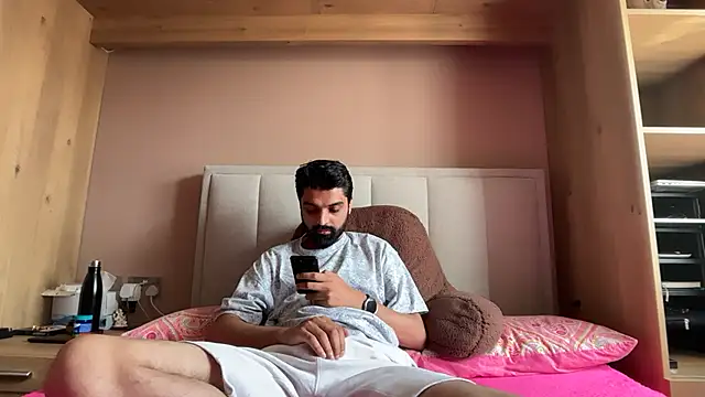 Snapshot of priyxh chatting on 06-27-26, 01:06 priyxh online show from 06-27-26, 01:06