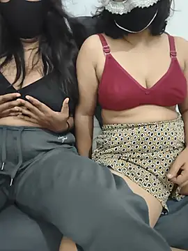 Snapshot of Kashish0124 chatting on 06-27-26, 08:30 Kashish0124 online show from 06-27-26, 08:30