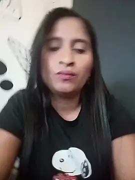 Snapshot of SofiaMendez1_ chatting on 06-06-26, 05:17 SofiaMendez1 online show from 06-06-26, 05:17