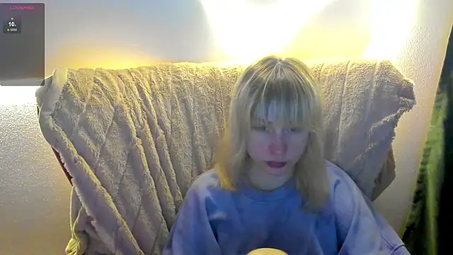 MiaKimiko online show from 06-21-26, 01:19