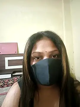 Snapshot of SluttySonam chatting on 04-09-26, 01:05 SluttySonam online show from 04-09-26, 01:05