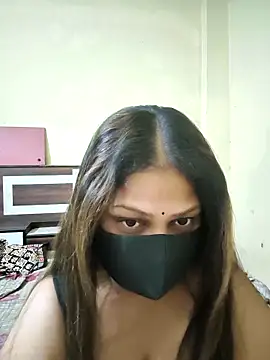 Snapshot of SluttySonam chatting on 04-10-26, 07:02 SluttySonam online show from 04-10-26, 07:02