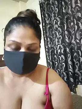Snapshot of SluttySonam chatting on 04-29-26, 04:05 SluttySonam online show from 04-29-26, 04:05