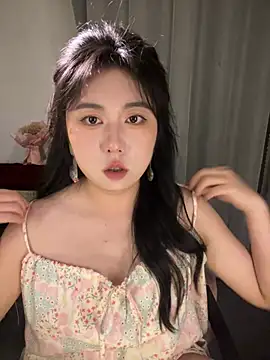 ooooBaby129 online show from 05-11-26, 04:04