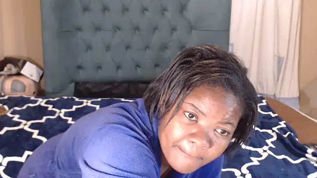 Snapshot of FloweSaltry chatting on 06-25-26, 04:45 FloweSaltry online show from 06-25-26, 04:45