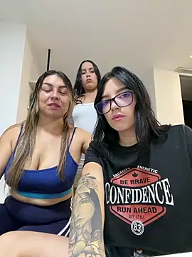 luna swee online show from 04-22-26, 12:46