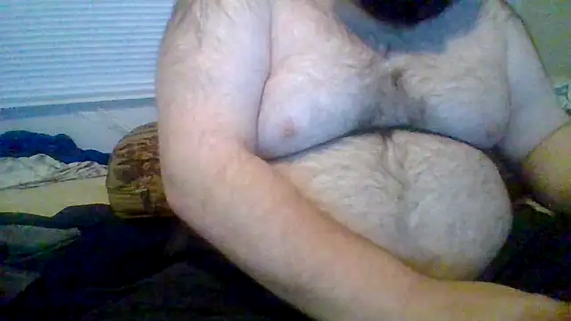 Snapshot of TBFL0204 chatting on 05-20-26, 04:40 TBFL0204 online show from 05-20-26, 04:40