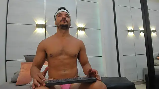 Snapshot of ethan_steed chatting on 05-15-26, 11:17 ethan steed online show from 05-15-26, 11:17