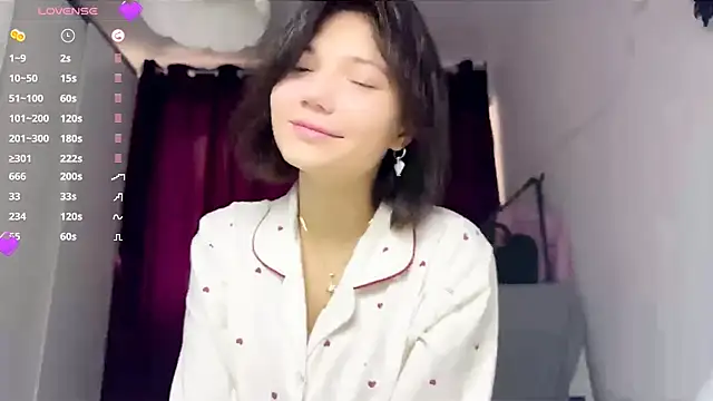 Cute Capricee online show from 04-22-26, 09:44