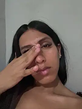 Snapshot of luna_duque chatting on 06-05-26, 07:47 luna duque online show from 06-05-26, 07:47