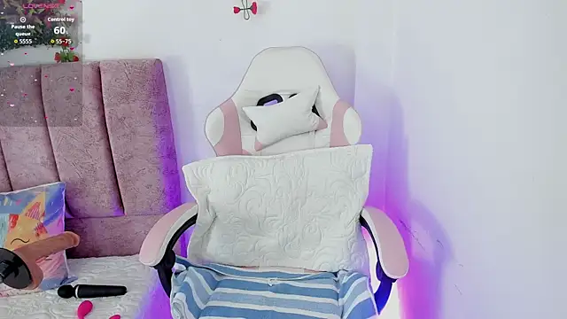 alisson boobs   online show from 06-07-26, 10:46