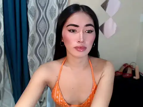 urasiankylie online show from 05-25-26, 05:19