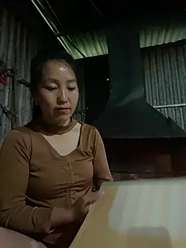 Huonglyna online show from 05-01-26, 02:27