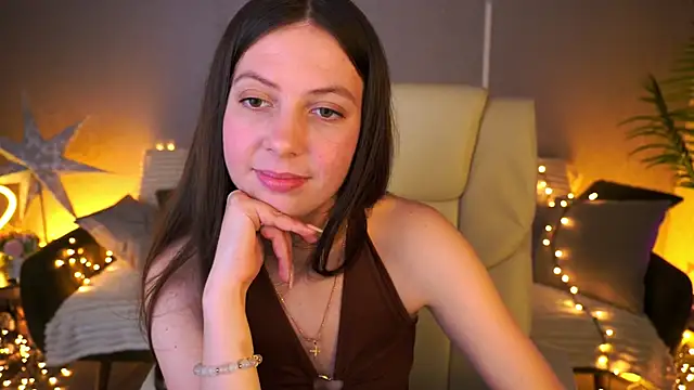 Snapshot of BabyLumi chatting on 06-05-26, 02:01 BabyLumi online show from 06-05-26, 02:01