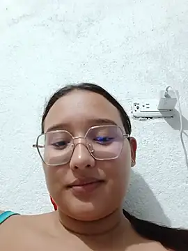naughty girl hot  online show from 05-14-26, 09:21