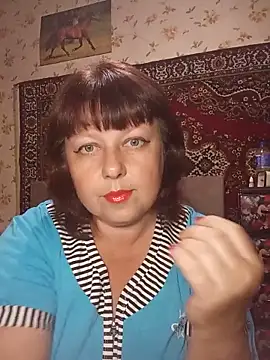 Snapshot of AuroKaria chatting on 06-14-26, 06:21 AuroKaria online show from 06-14-26, 06:21