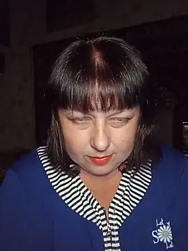 Snapshot of AuroKaria chatting on 06-19-26, 06:34 AuroKaria online show from 06-19-26, 06:34