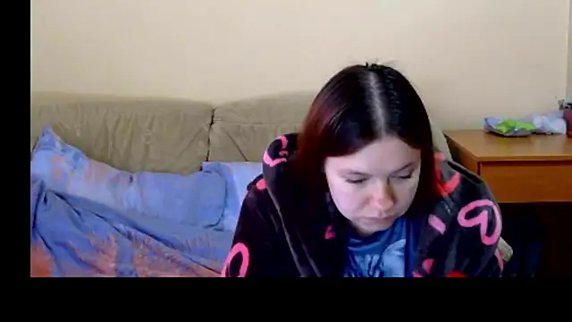 JessicaHolland1 online show from 04-13-26, 05:13