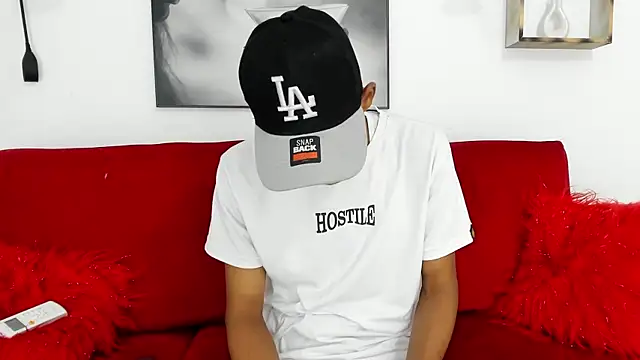 scary movie online show from 04-07-26, 01:17