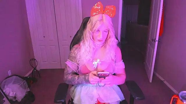 Sissydream334 online show from 04-12-26, 02:27