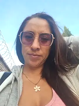 Snapshot of VALERY-94 chatting on 06-17-26, 12:07 VALERY-94 online show from 06-17-26, 12:07