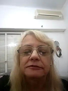 MatureElegantWidow online show from 05-06-26, 01:14