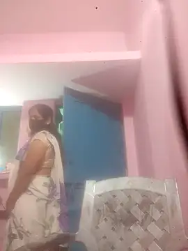 Snapshot of SEEMA_012 chatting on 04-10-26, 05:34 SEEMA 012 online show from 04-10-26, 05:34