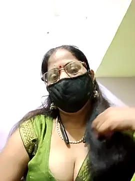 SEEMA 012 online show from 05-17-26, 04:54