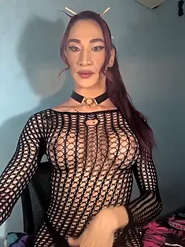 Snapshot of SamySeduction chatting on 04-29-26, 06:28 SamySeduction online show from 04-29-26, 06:28
