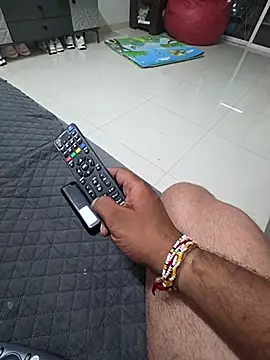 Meninmumbai online show from 04-08-26, 05:35