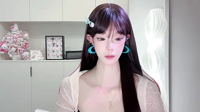 Snapshot of -Moonshine chatting on 04-10-26, 09:58 -Moonshine online show from 04-10-26, 09:58