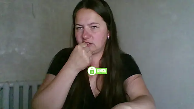 Snapshot of fearless_fairry chatting on 06-14-26, 07:49 fearless fairry online show from 06-14-26, 07:49