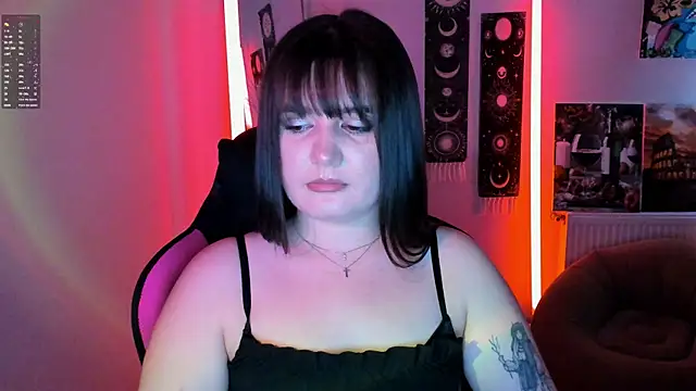 SourCherry   online show from 06-17-26, 12:29