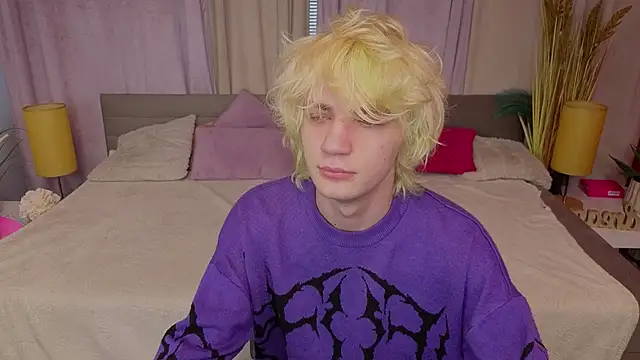 JameMilann online show from 04-20-26, 06:27