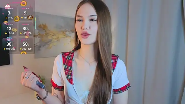 LuraPodraza online show from 05-15-26, 04:03