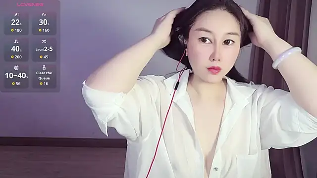 Snapshot of Eva-000 chatting on 06-19-26, 10:46 Eva-000 online show from 06-19-26, 10:46