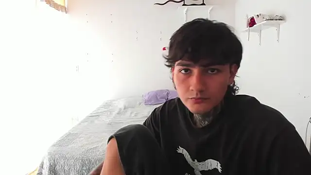 Snapshot of Tao555 chatting on 04-10-26, 04:23 Tao555 online show from 04-10-26, 04:23